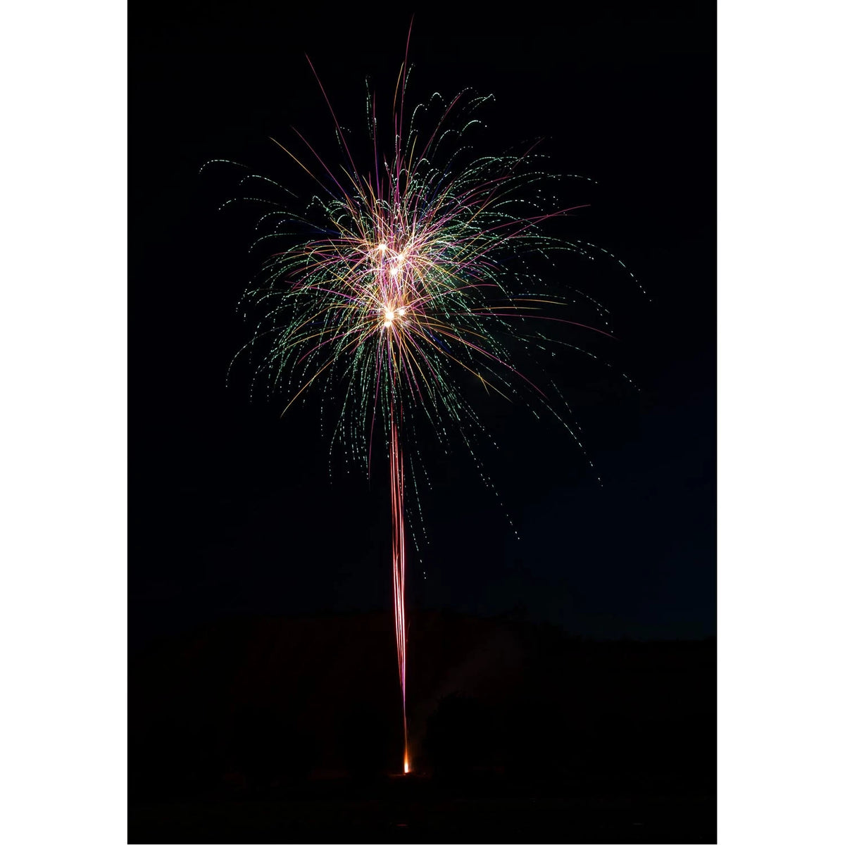 Free the Beast 144 Schuss Verbundfeuerwerk Effekt